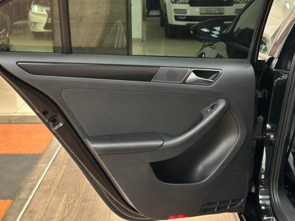 Volkswagen Jetta VI с пробегом 2014 года, цена 1 390 000 рублей, 94440 км, седан, Автокод Объявления