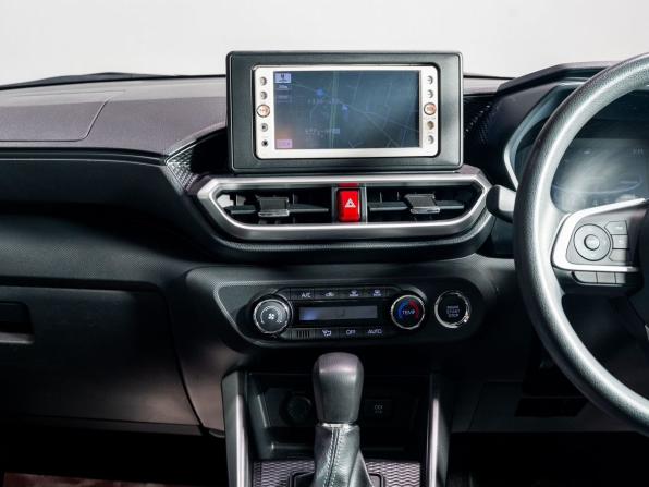 Toyota Raize I с пробегом 2020 года, цена 1 685 000 рублей, 28200 км, внедорожник, Автокод Объявления