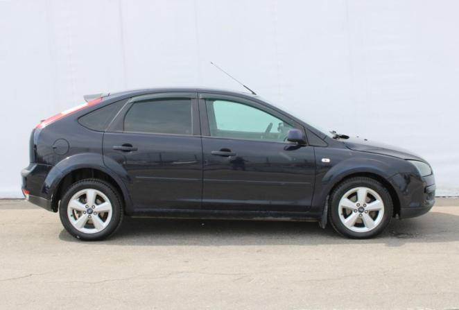 Ford Focus II с пробегом 2006 года, цена 350 000 рублей, 242376 км, хэтчбек, Автокод Объявления
