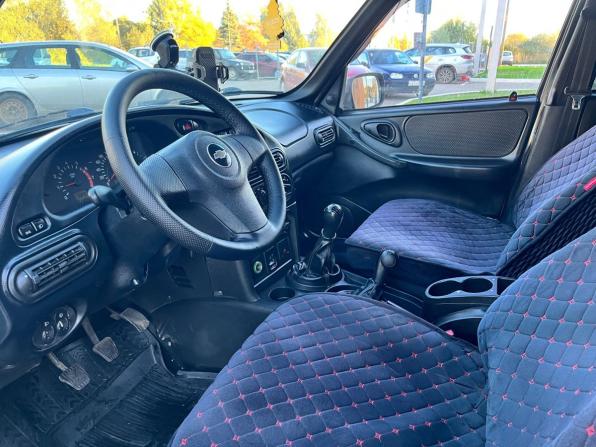 Chevrolet Niva I Рестайлинг с пробегом 2011 года, цена 530 000 рублей, 154265 км, внедорожник, Автокод Объявления