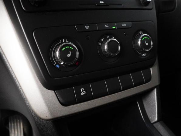 Skoda Yeti I с пробегом 2012 года, цена 889 000 рублей, 123420 км, внедорожник, Автокод Объявления