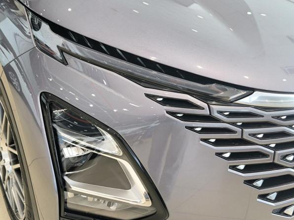 Omoda C5 I с пробегом 2023 года, цена 2 200 000 рублей, 34075 км, внедорожник, Автокод Объявления