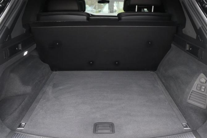 Volkswagen Touareg III с пробегом 2019 года, цена 4 599 000 рублей, 148472 км, внедорожник, Автокод Объявления