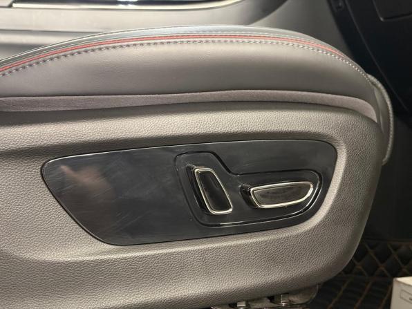 GAC M8 с пробегом 2024 года, цена 4 799 000 рублей, 17798 км, минивэн, Автокод Объявления