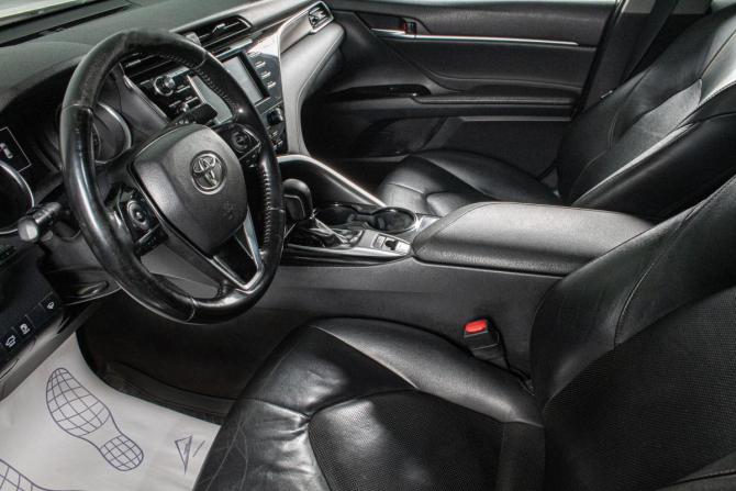 Toyota Camry VIII (XV70) с пробегом 2019 года, цена 1 599 000 рублей, 509000 км, седан, Автокод Объявления