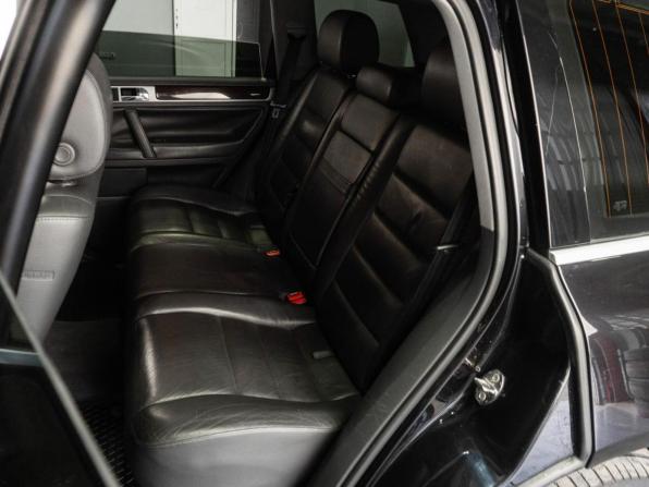Volkswagen Touareg I Рестайлинг с пробегом 2007 года, цена 1 299 000 рублей, 230451 км, внедорожник, Автокод Объявления