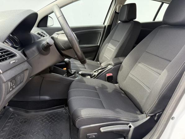 Renault Megane III Рестайлинг 2 с пробегом 2013 года, цена 650 000 рублей, 182142 км, хэтчбек, Автокод Объявления