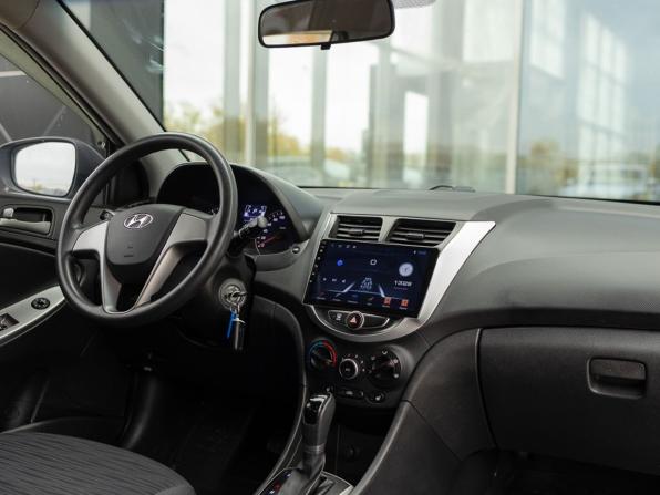 Hyundai Solaris I Рестайлинг с пробегом 2016 года, цена 1 130 000 рублей, 125065 км, седан, Автокод Объявления