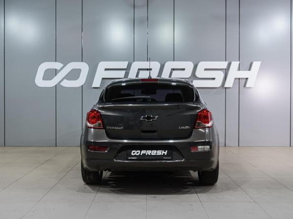 Chevrolet Cruze I Рестайлинг с пробегом 2013 года, цена 749 000 рублей, 217691 км, хэтчбек, Автокод Объявления