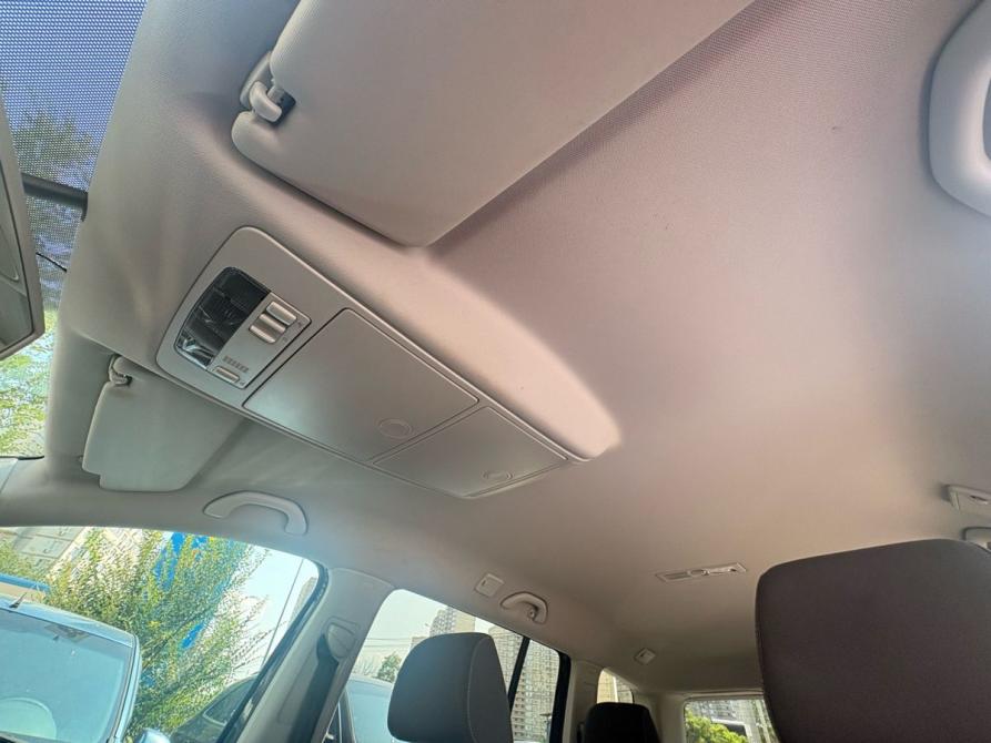 Volkswagen Touran I Рестайлинг Ростов-на-Дону  - изображение 25