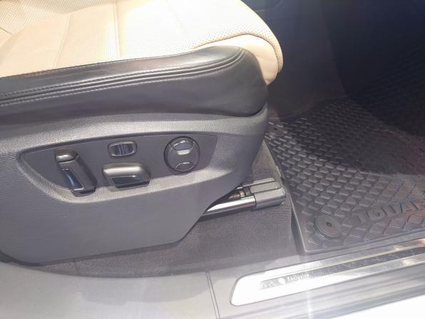 Volkswagen Touareg II с пробегом 2013 года, цена 2 800 000 рублей, 344163 км, внедорожник, Автокод Объявления