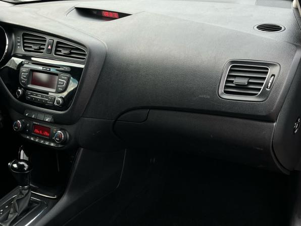 Kia Ceed II с пробегом 2013 года, цена 980 000 рублей, 181597 км, хэтчбек, Автокод Объявления