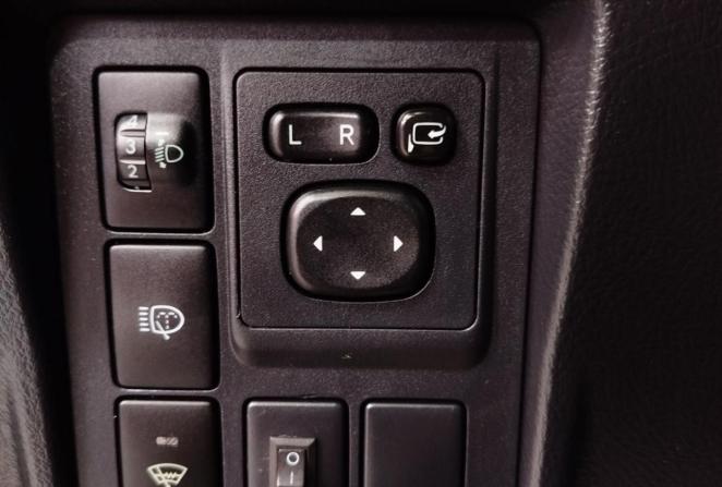 Toyota Land Cruiser Prado 150 Series с пробегом 2012 года, цена 2 950 000 рублей, 147271 км, внедорожник, Автокод Объявления