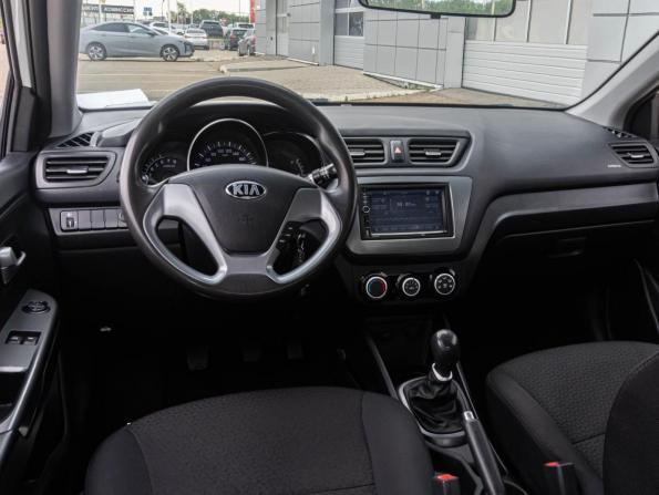 Kia Rio III Рестайлинг с пробегом 2015 года, цена 875 000 рублей, 179085 км, седан, Автокод Объявления