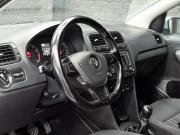 Volkswagen Polo V Рестайлинг Екатеринбург  - изображение 32