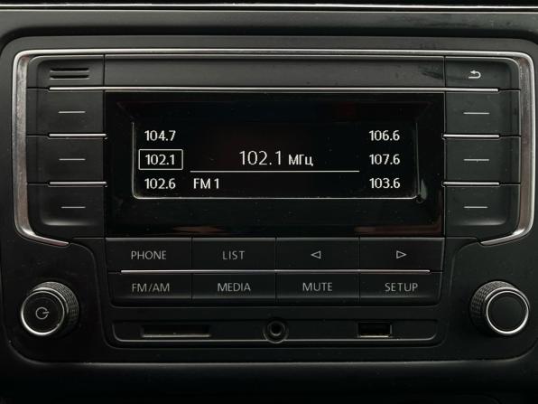 Volkswagen Polo V Рестайлинг с пробегом 2016 года, цена 960 000 рублей, 170225 км, седан, Автокод Объявления