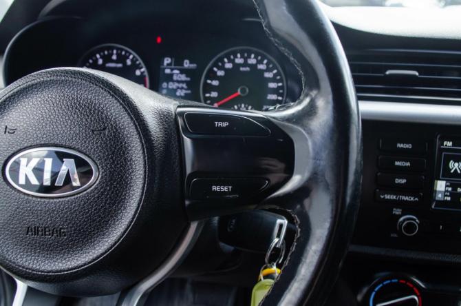 Kia Rio IV с пробегом 2018 года, цена 1 326 000 рублей, 131000 км, седан, Автокод Объявления