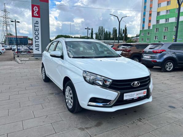 Lada (ВАЗ) Vesta I с пробегом 2020 года, цена 1 250 000 рублей, 57196 км, универсал, Автокод Объявления