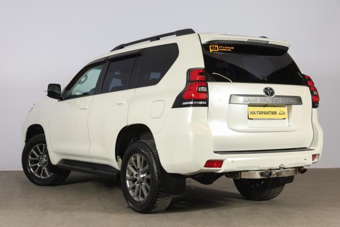Toyota Land Cruiser Prado 150 Series Рестайлинг 2 с пробегом 2018 года, цена 4 659 000 рублей, 150000 км, внедорожник, Автокод Объявления