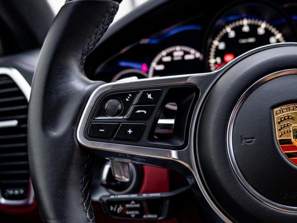 Porsche Cayenne III с пробегом 2021 года, цена 14 175 000 рублей, 24252 км, внедорожник, Автокод Объявления