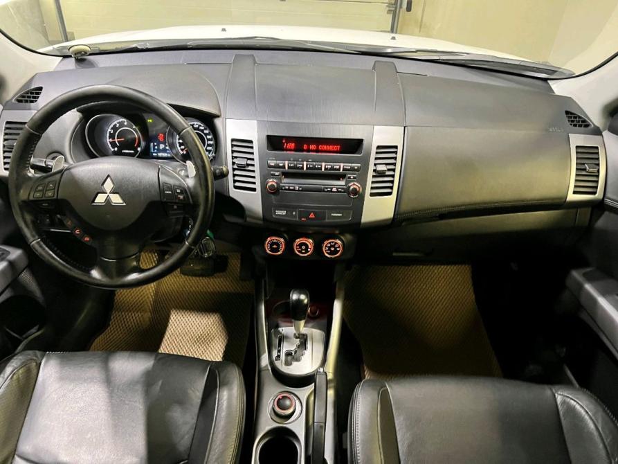 Mitsubishi Outlander II Рестайлинг Новосибирск  - изображение 19