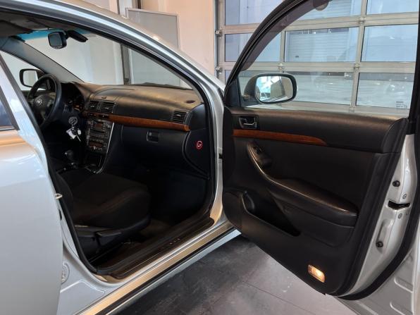 Toyota Avensis II Рестайлинг с пробегом 2008 года, цена 728 000 рублей, 392679 км, седан, Автокод Объявления