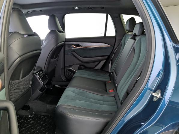 Geely Monjaro I Рестайлинг с пробегом 2023 года, цена 2 990 000 рублей, 59060 км, внедорожник, Автокод Объявления