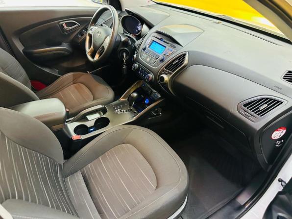 Hyundai ix35 I Рестайлинг с пробегом 2014 года, цена 1 479 000 рублей, 112293 км, внедорожник, Автокод Объявления