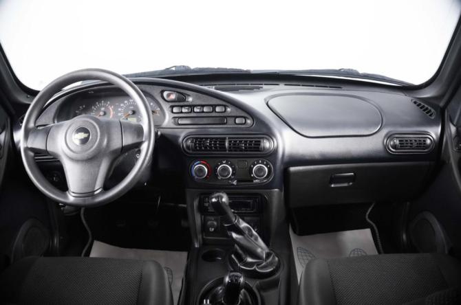 Chevrolet Niva I Рестайлинг с пробегом 2015 года, цена 639 000 рублей, 110000 км, внедорожник, Автокод Объявления