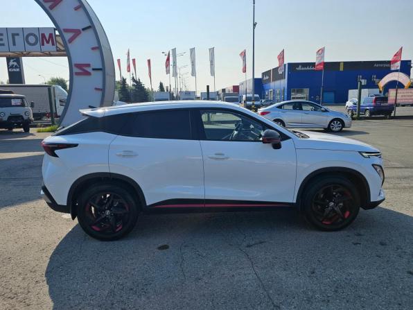 Omoda C5 I с пробегом 2022 года, цена 1 529 995 рублей, 89168 км, внедорожник, Автокод Объявления