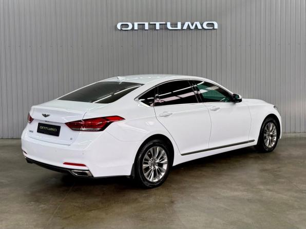 Hyundai Genesis II с пробегом 2014 года, цена 1 747 000 рублей, 212707 км, седан, Автокод Объявления
