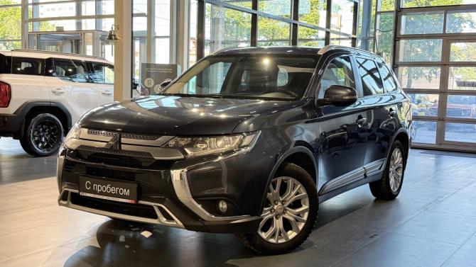 Mitsubishi Outlander III Рестайлинг 3 с пробегом 2020 года, цена 2 099 000 рублей, 78000 км, внедорожник, Автокод Объявления