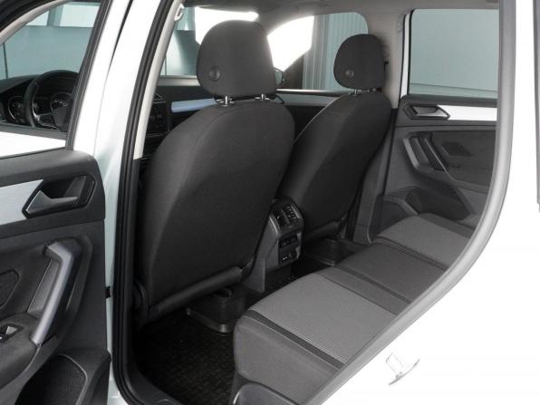 Volkswagen Tiguan II Рестайлинг с пробегом 2021 года, цена 2 999 000 рублей, 41955 км, внедорожник, Автокод Объявления