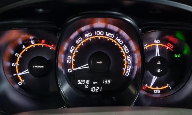 Lada (ВАЗ) Vesta I с пробегом 2021 года, цена 1 035 000 рублей, 92918 км, седан, Автокод Объявления