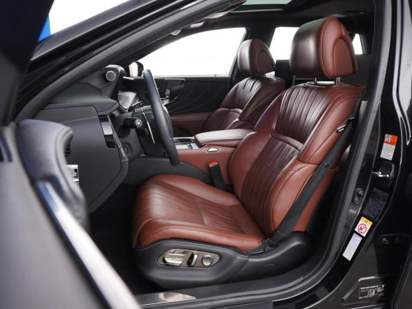 Lexus LS V с пробегом 2018 года, цена 3 900 055 рублей, 193769 км, седан, Автокод Объявления