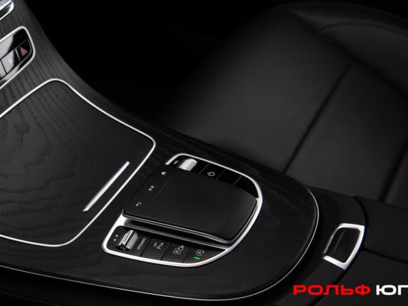 Mercedes-Benz E-Класс V (W213 S213 C238) Рестайлинг с пробегом 2021 года, цена 4 458 000 рублей, 69850 км, седан, Автокод Объявления