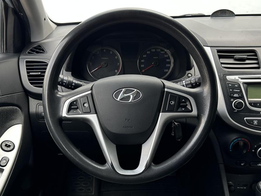 Hyundai Solaris I Москва  - изображение 12