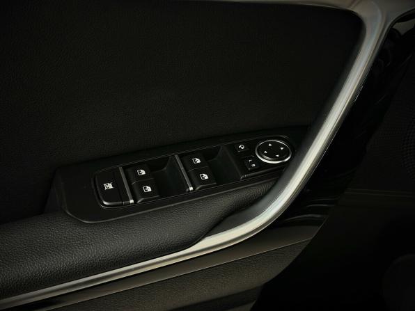 Kia Ceed III с пробегом 2019 года, цена 1 935 000 рублей, 43024 км, хэтчбек, Автокод Объявления