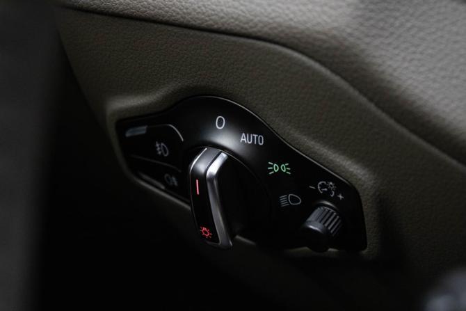 Audi Q5 I (8R) Рестайлинг с пробегом 2013 года, цена 1 999 000 рублей, 132835 км, внедорожник, Автокод Объявления
