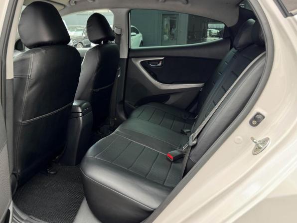 Hyundai Elantra V (MD) с пробегом 2013 года, цена 979 000 рублей, 216570 км, седан, Автокод Объявления