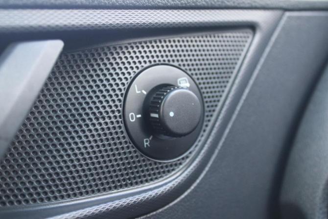 Skoda Rapid I с пробегом 2014 года, цена 1 095 000 рублей, 69000 км, лифтбек, Автокод Объявления