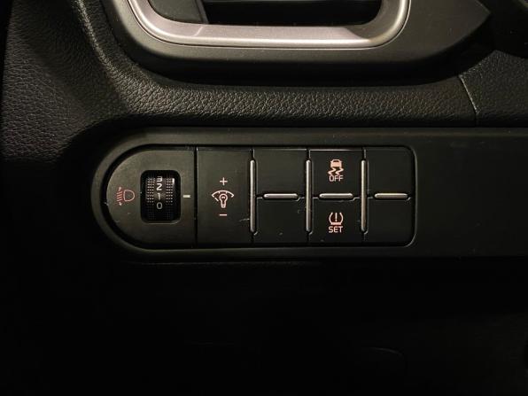 Kia Ceed III с пробегом 2020 года, цена 1 800 000 рублей, 142889 км, хэтчбек, Автокод Объявления