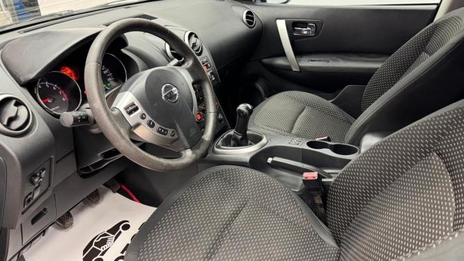 Nissan Qashqai I с пробегом 2008 года, цена 595 000 рублей, 299128 км, внедорожник, Автокод Объявления
