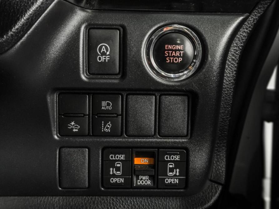 Toyota Noah III (R80) Рестайлинг Тюмень  - изображение 18