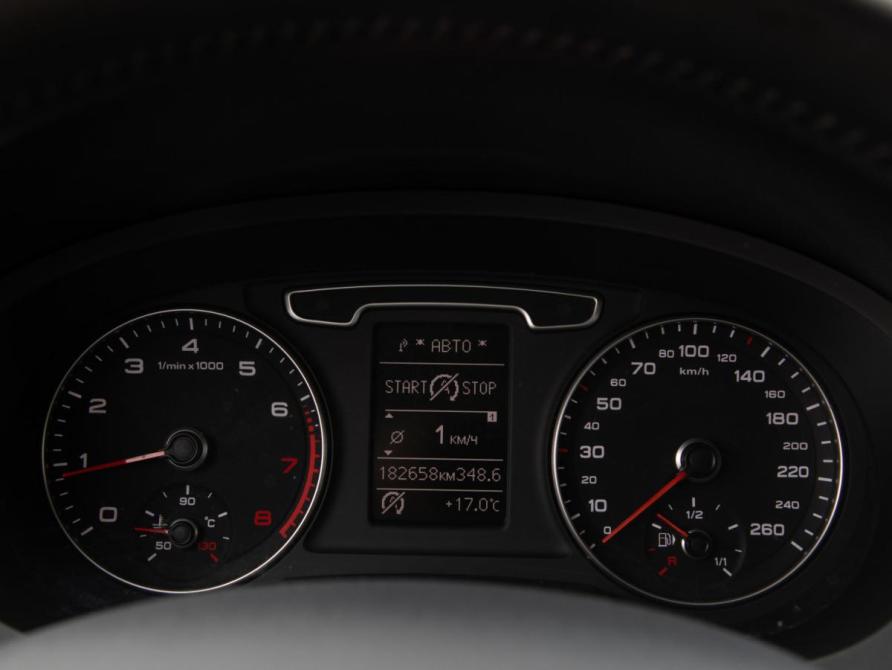 Audi Q3 I (8U) Москва  - изображение 10