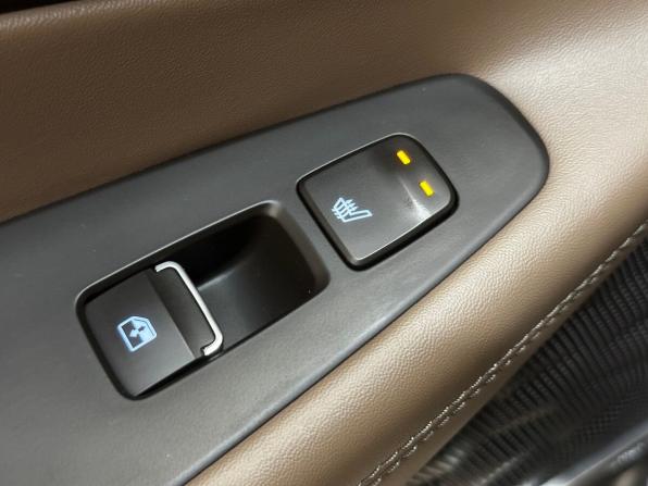 Hyundai Santa Fe IV Рестайлинг с пробегом 2021 года, цена 3 750 000 рублей, 71122 км, внедорожник, Автокод Объявления