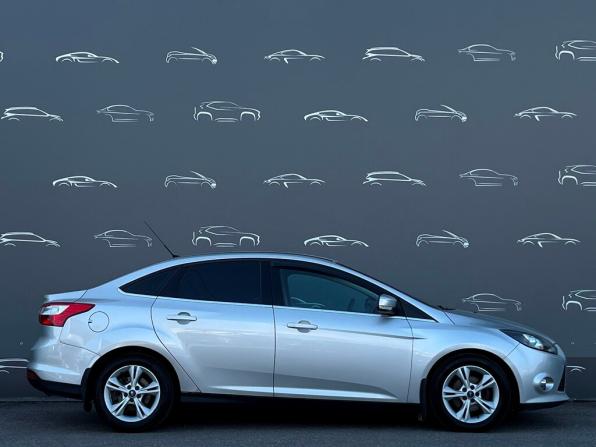 Ford Focus III с пробегом 2013 года, цена 498 500 рублей, 240000 км, седан, Автокод Объявления