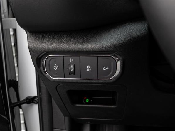 Haval Jolion I Рестайлинг 2 с пробегом 2025 года, цена 2 597 000 рублей, 12074 км, внедорожник, Автокод Объявления