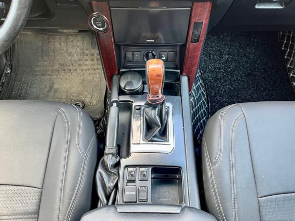 Toyota Land Cruiser Prado 150 Series Рестайлинг 1 с пробегом 2015 года, цена 3 670 000 рублей, 243020 км, внедорожник, Автокод Объявления