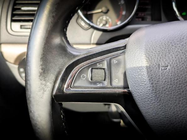 Skoda Yeti I Рестайлинг с пробегом 2015 года, цена 1 390 000 рублей, 177670 км, внедорожник, Автокод Объявления